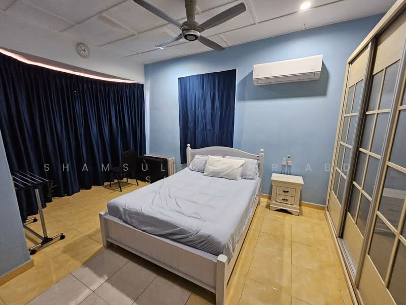 Taman Desa Ixora untuk Untuk Dijual - RM 499,000, Mac 2026 - Bedroom - PropertyGuru.com.my