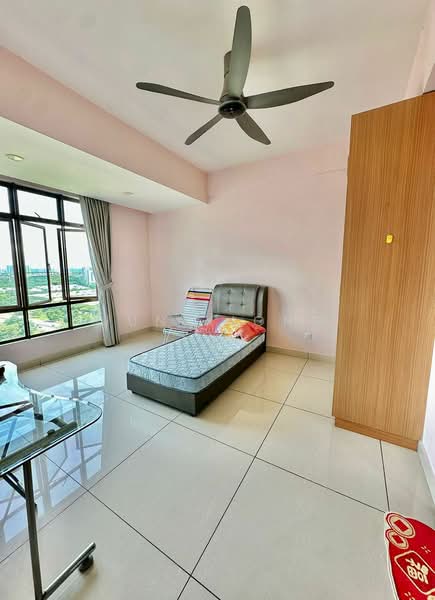 Service Residence for Sale at D'Inspire Residence (Inspira Bestari) - Jun Xiong Tan - Bedroom - PropertyGuru.com.my