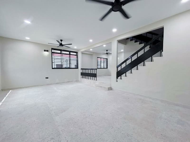 Semi-Detached House for Sale in Taman Pelangi (Johor Bahru) - Darren Chua - Living Room - PropertyGuru.com.my