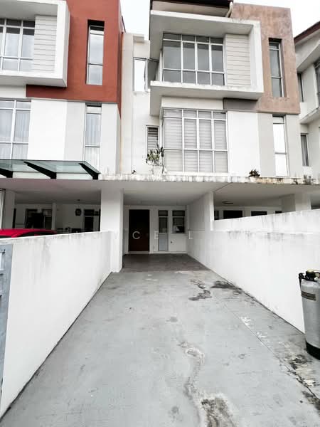 Townhouse for Sale in Puchong (Selangor) - Joyce Low - Exterior - PropertyGuru.com.my