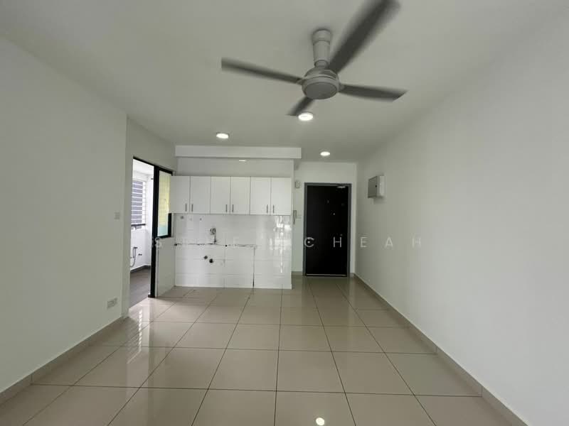 Service Residence for Sale at KL Traders Square - Esther Cheah - Kitchen - PropertyGuru.com.my