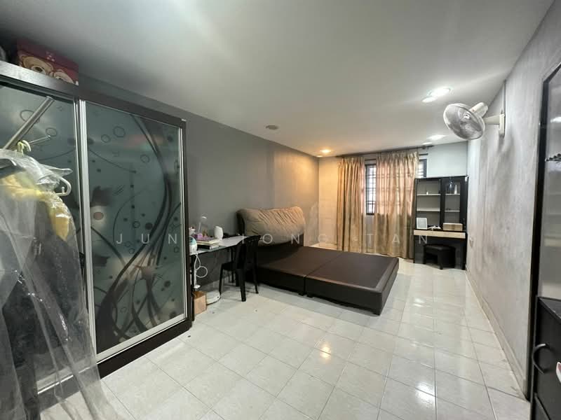 Rumah Teres 1.5 Tingkat untuk Dijual di Taman Mutiara Rini (Skudai) - Jun Xiong Tan - Bedroom - PropertyGuru.com.my