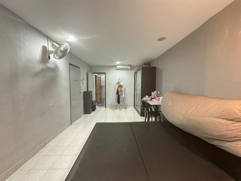 Rumah Teres 1.5 Tingkat untuk Dijual di Taman Mutiara Rini (Skudai) - Jun Xiong Tan - Interior - PropertyGuru.com.my