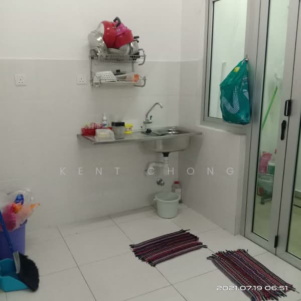Service Residence for Sale at Saville @ Kajang - Kent Chong - Kitchen - PropertyGuru.com.my