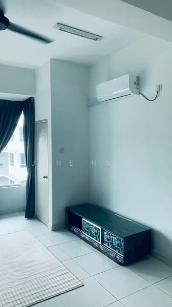 Akademik Suite untuk Untuk Disewa - RM 1,500 /bulan, Apr 2026 - Living Room - PropertyGuru.com.my