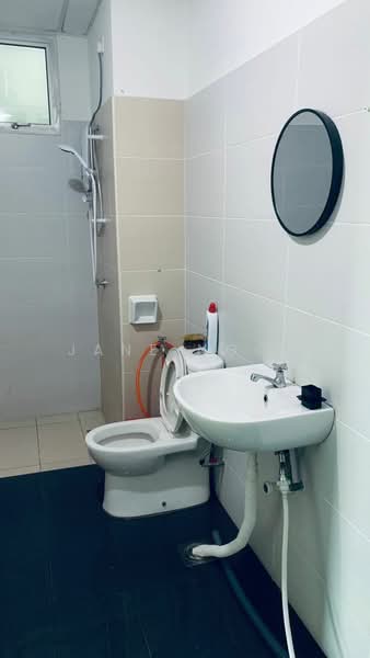 Akademik Suite untuk Untuk Disewa - RM 1,500 /bulan, Apr 2026 - Bathroom - PropertyGuru.com.my