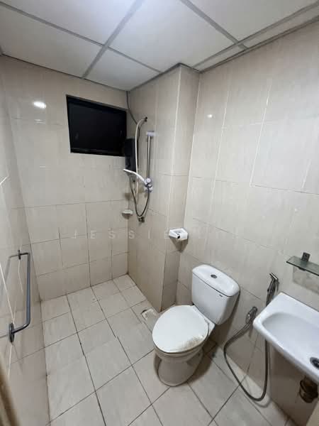 Condominium for Rent at Royal Domain Sri Putramas 2 - Jessie Lin - Bathroom - PropertyGuru.com.my