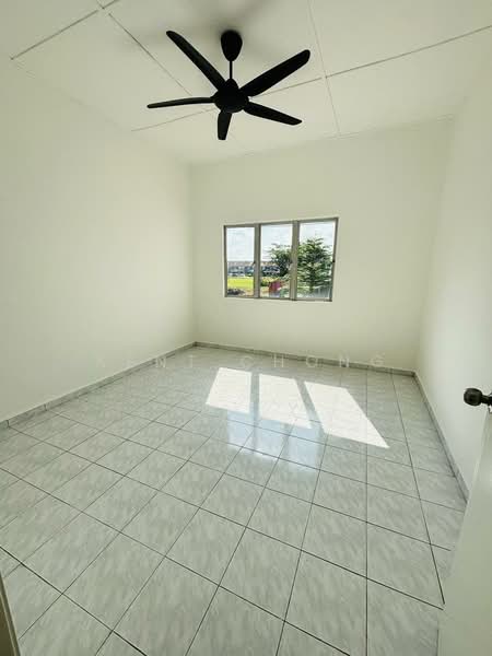 2-storey Terraced House for Sale in Semenyih (Selangor) - Kent Chong - Bedroom - PropertyGuru.com.my