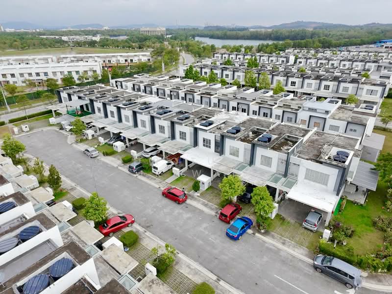 2-storey Terraced House for Sale in Cybersouth (Dengkil) - Gudrotullah Ikhwan - Exterior - PropertyGuru.com.my