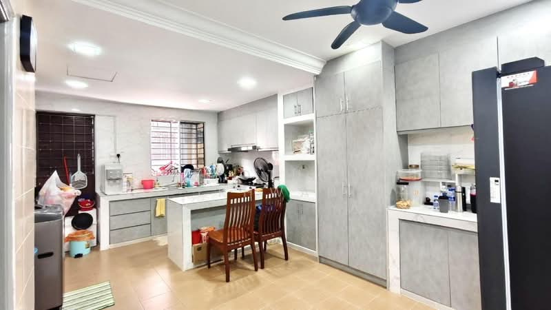 Taman Universiti Bangi untuk Untuk Dijual - RM 565,000, Apr 2026 - Kitchen - PropertyGuru.com.my