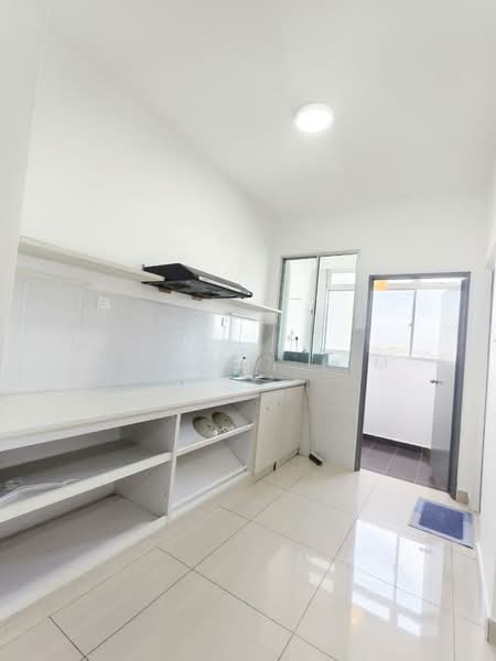 Apartment for Sale at Aliff Avenue (Dwi Alif) - Hui Hui Lim - Kitchen - PropertyGuru.com.my