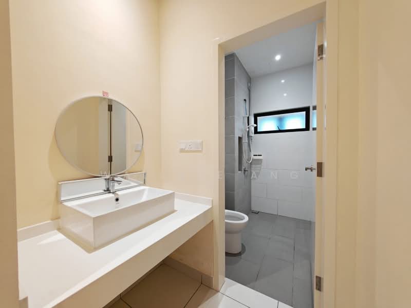 2-storey Terraced House for Sale in Taman Pelangi Indah (Ulu Tiram) - Wallace Ang - Bathroom - PropertyGuru.com.my