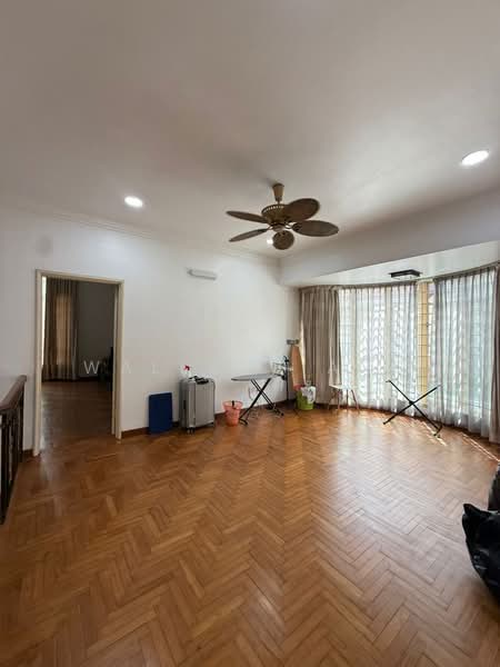 Redang Villa untuk Untuk Dijual - RM 1,600,000, Apr 2026 - Living Room - PropertyGuru.com.my