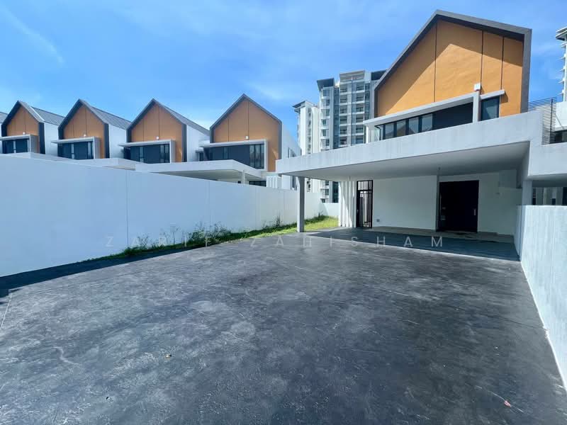 3-storey Terraced House for Sale in Taman Melawati (Ulu Kelang) - Zarif Zahisham - Exterior - PropertyGuru.com.my