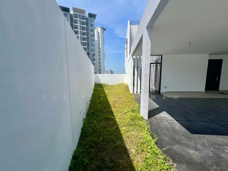 3-storey Terraced House for Sale in Taman Melawati (Ulu Kelang) - Zarif Zahisham - PropertyGuru.com.my