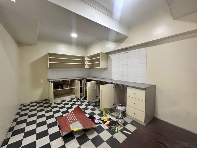 Shop / Office for Rent in Titiwangsa (Kuala Lumpur) - Khairil Anwar Sirajudin - Kitchen - PropertyGuru.com.my