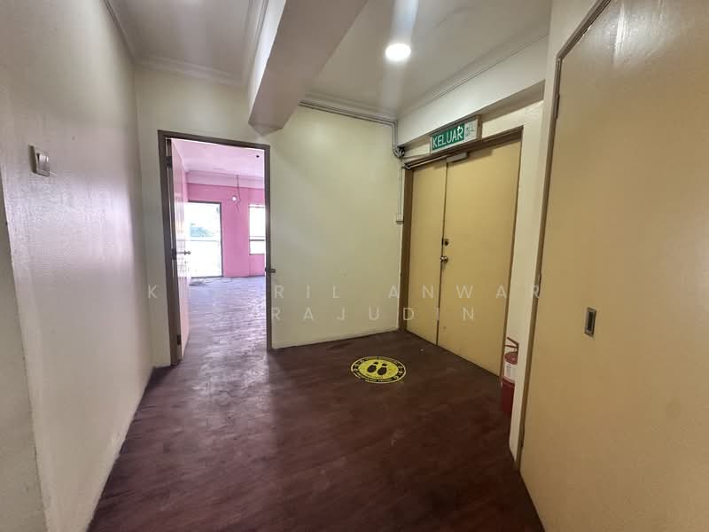 Shop / Office for Rent in Titiwangsa (Kuala Lumpur) - Khairil Anwar Sirajudin - Corridor - PropertyGuru.com.my