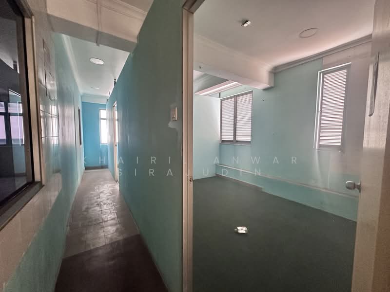 Shop / Office for Rent in Titiwangsa (Kuala Lumpur) - Khairil Anwar Sirajudin - Corridor - PropertyGuru.com.my