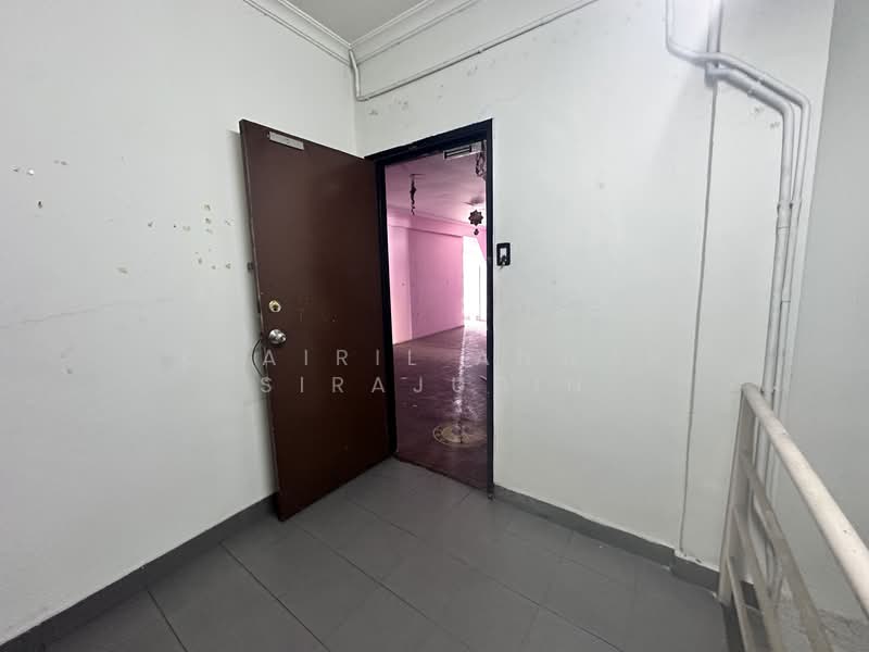 Shop / Office for Rent in Titiwangsa (Kuala Lumpur) - Khairil Anwar Sirajudin - Entrance - PropertyGuru.com.my