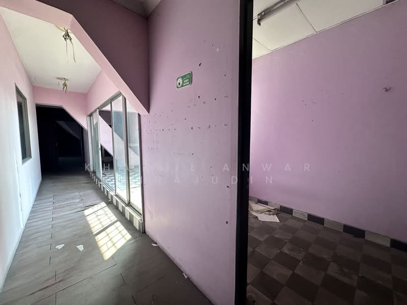 Shop / Office for Rent in Titiwangsa (Kuala Lumpur) - Khairil Anwar Sirajudin - Corridor - PropertyGuru.com.my