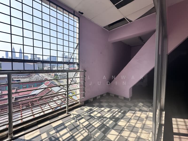 Shop / Office for Rent in Titiwangsa (Kuala Lumpur) - Khairil Anwar Sirajudin - Balcony - PropertyGuru.com.my