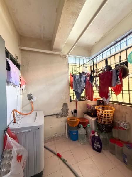 Rumah Flat untuk Dijual di Taman Dasa - Pauline Goh - Balcony - PropertyGuru.com.my