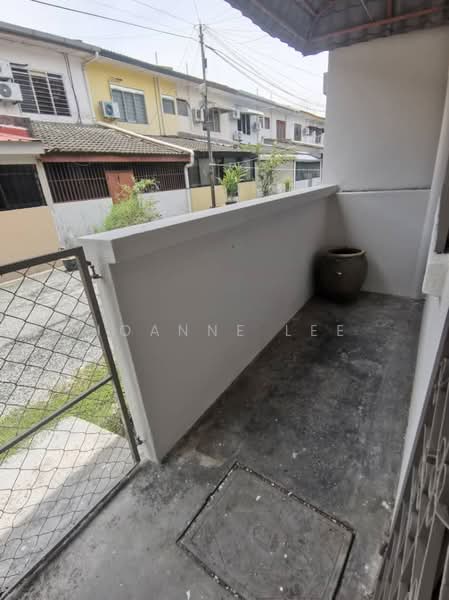 2-storey Terraced House for Sale in Ipoh (Perak) - Joanne lee - Balcony - PropertyGuru.com.my