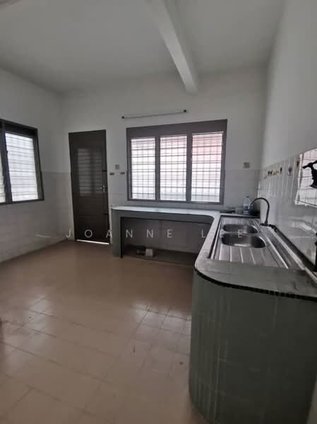 2-storey Terraced House for Sale in Ipoh (Perak) - Joanne lee - Kitchen - PropertyGuru.com.my