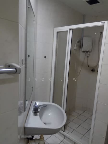 D' Mayang Condominium untuk Untuk Dijual - RM 1,000,000, Mac 2026 - Bathroom - PropertyGuru.com.my