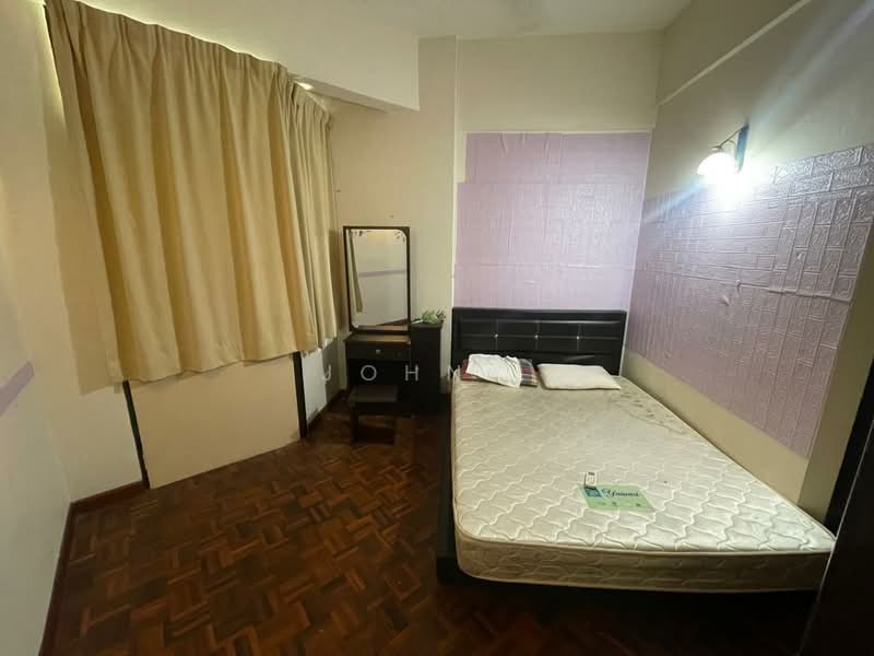 Condominium for Sale at Eden Fairway Condominium - John . - Bedroom - PropertyGuru.com.my