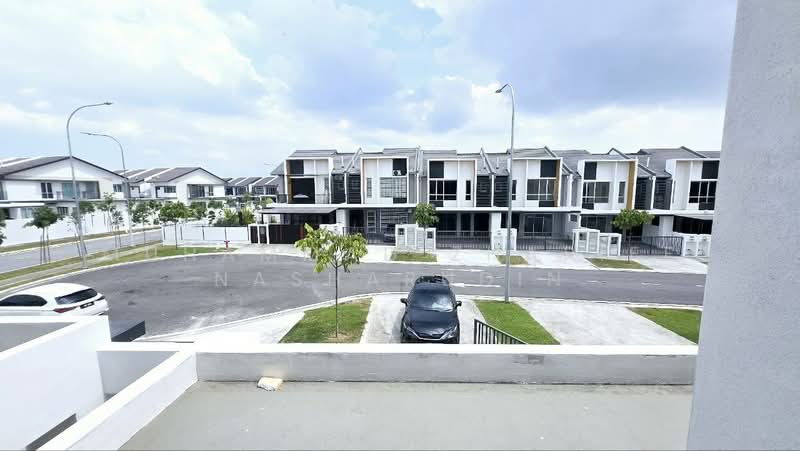 2-storey Terraced House for Sale in Semenyih (Selangor) - Muhammad Zhariff Nasharudin - Exterior - PropertyGuru.com.my