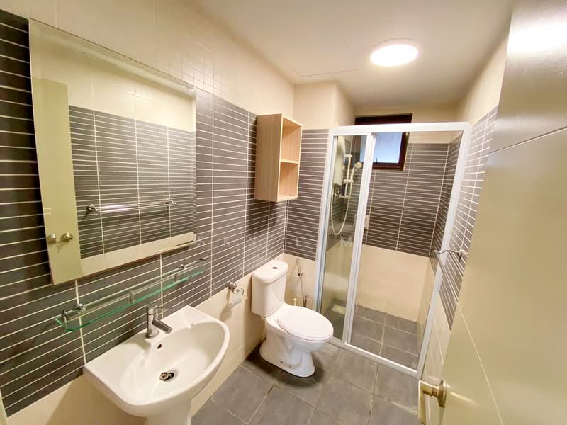 Condominium for Rent at Savanna Condominium - Sky Lim - Bathroom - PropertyGuru.com.my