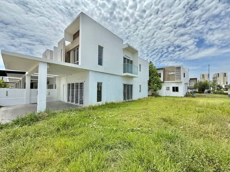 For Sale - Casa Green @ Cybersouth