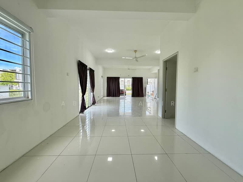 For Sale - Casa Green @ Cybersouth