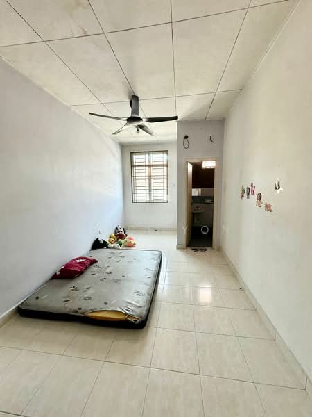 2-storey Terraced House for Rent in Taman Bestari Indah (Ulu Tiram) - Janice Yong - Bedroom - PropertyGuru.com.my