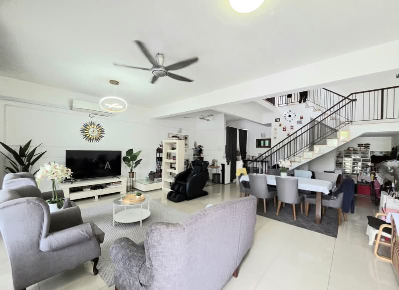 2-storey Terraced House for Sale in Shah Alam (Selangor) - Afif Azizan - Living Room - PropertyGuru.com.my
