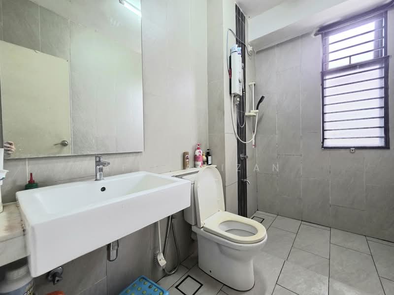 2-storey Terraced House for Sale in Shah Alam (Selangor) - Afif Azizan - PropertyGuru.com.my