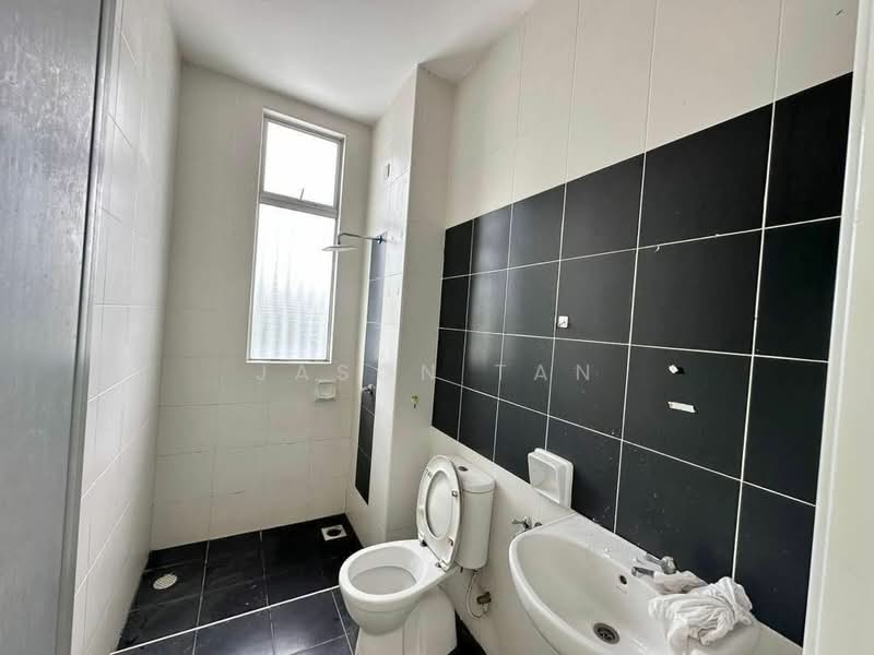 2-storey Terraced House for Sale in Nusa Sentral (Iskandar Puteri (Nusajaya)) - Jason Tan - Bathroom - PropertyGuru.com.my