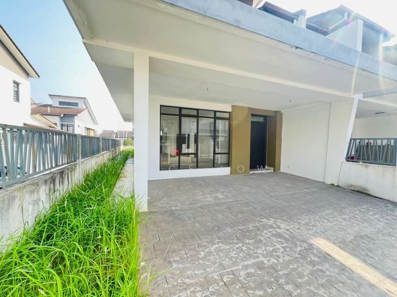 2-storey Terraced House for Sale in Rawang (Selangor) - Alice Low - Exterior - PropertyGuru.com.my