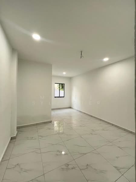 Bungalow for Sale in Taman Kebun Teh (Johor Bahru) - Michele Sylvester - Interior - PropertyGuru.com.my