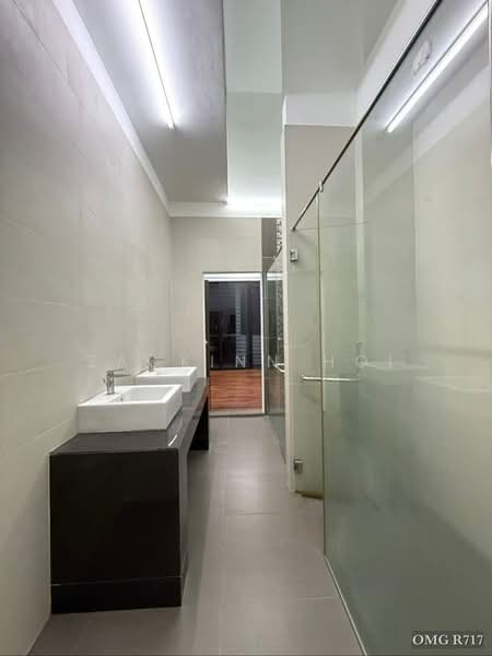 Below Market Price Convenieint Location 3 Sty Setia Utama 2 Setia Alam untuk Untuk Dijual - RM 860,000, Mac 2026 - Bathroom - PropertyGuru.com.my