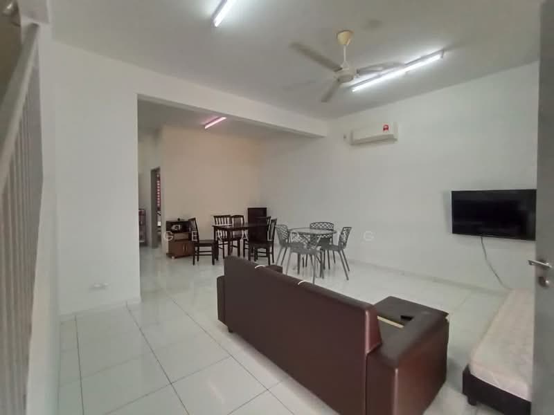 BUKIT INDAH BANDAR NUSAJAYA untuk Untuk Disewa - RM 3,000 /bulan, Mac 2026 - Living Room - PropertyGuru.com.my