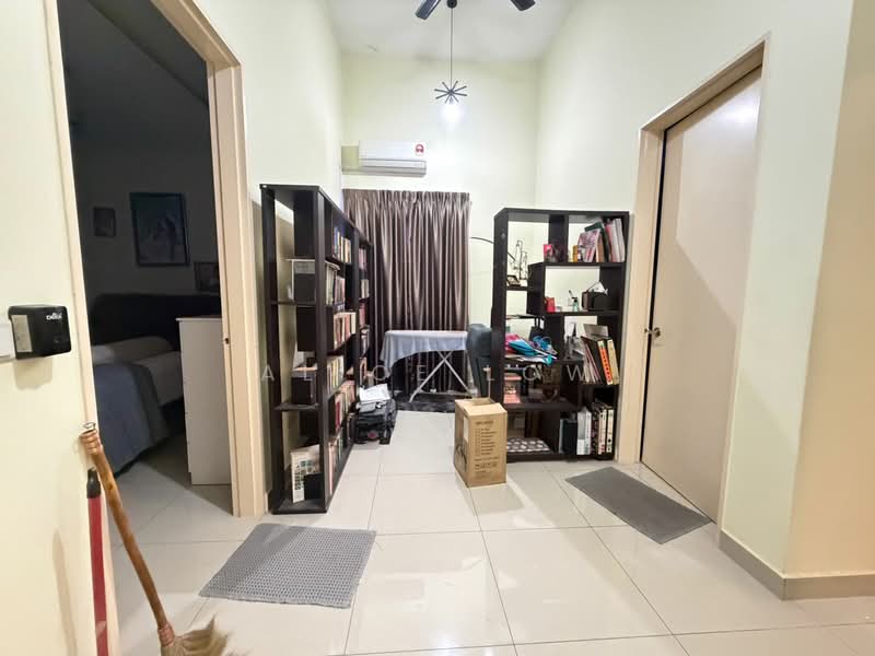 Semi-Detached House for Sale in Rawang (Selangor) - Alice Low - Study - PropertyGuru.com.my
