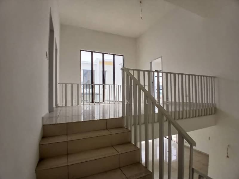 Semi-Detached House for Sale in Setia Ecohill (Semenyih) - Jesslyn Lee - Corridor - PropertyGuru.com.my