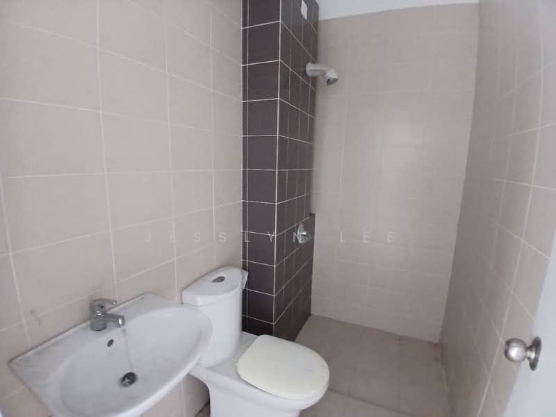 Semi-Detached House for Sale in Setia Ecohill (Semenyih) - Jesslyn Lee - Bathroom - PropertyGuru.com.my