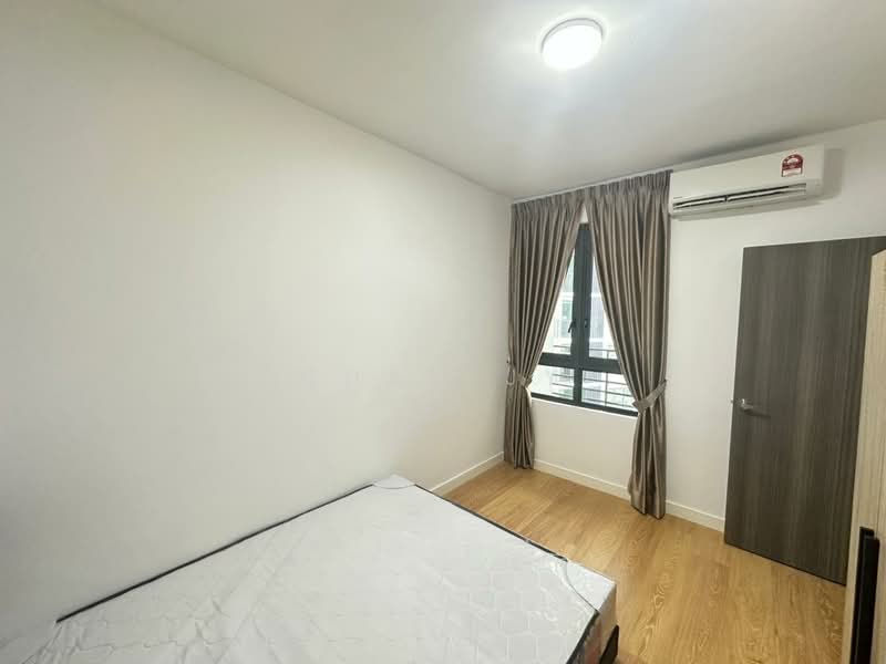 Service Residence for Sale at The New Duo @ Edumetro - Chan JY - Bedroom - PropertyGuru.com.my