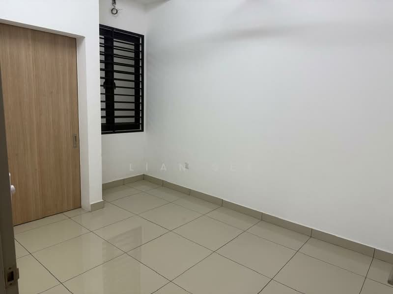 Bandar Bukit Raja : Ayra 2 untuk Untuk Disewa - RM 2,000 /bulan, Mac 2026 - Bedroom - PropertyGuru.com.my