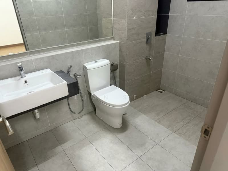 Bandar Bukit Raja : Ayra 2 untuk Untuk Disewa - RM 2,000 /bulan, Mac 2026 - Bathroom - PropertyGuru.com.my