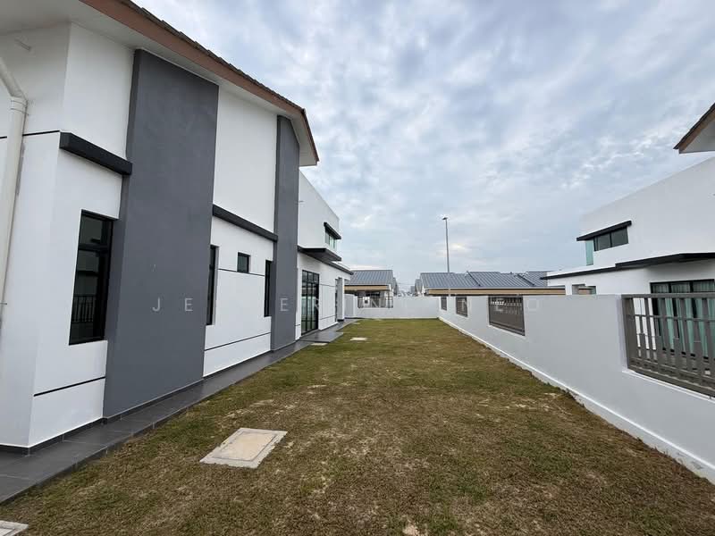 Semi-Detached House for Sale in Bandar Putra (Kulai) - Jesserine Neo - Exterior - PropertyGuru.com.my