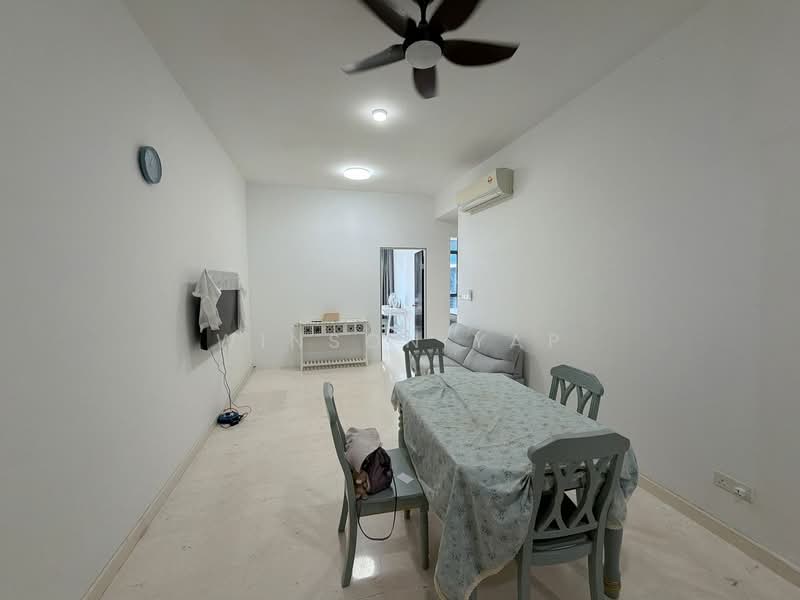 Servis Apartment untuk Disewa di Setia Sky 88 - Winson Yap - Living Room - PropertyGuru.com.my